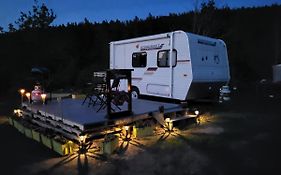 Moceanset Getaways - Ocean, Mountain & Sunset Views - Cozy Accommodations 